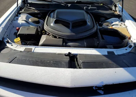 2016 Dodge Challenger R/T z USA, uszkodzony, nr VIN 2C3CDZBT9GH221751